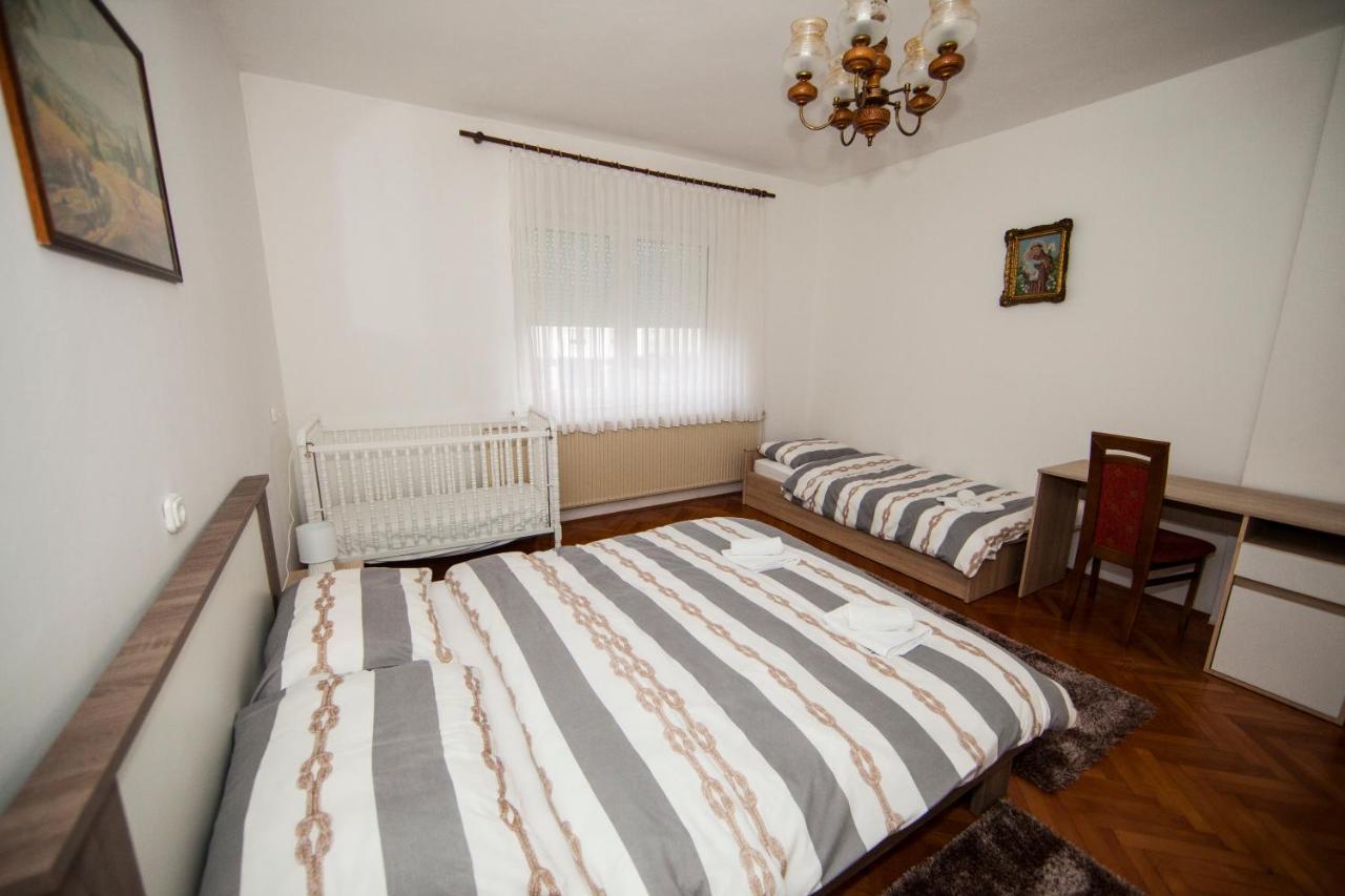 Apartman Kuca 150 Mala Subotica Ngoại thất bức ảnh