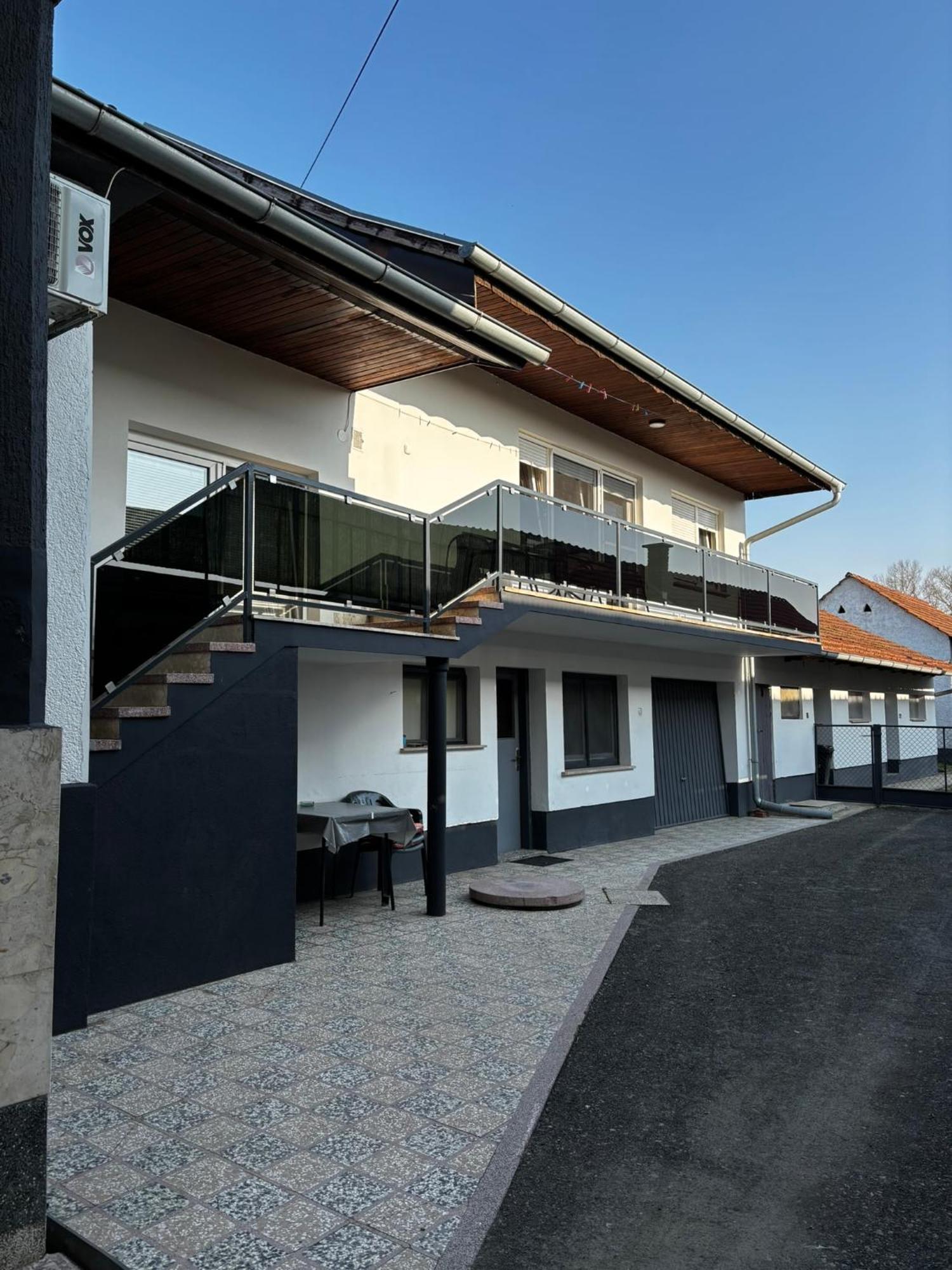 Apartman Kuca 150 Mala Subotica Ngoại thất bức ảnh